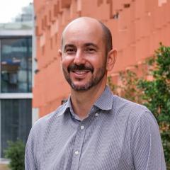Dr Chris Leonardi 